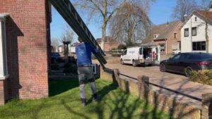 Schoorsteen onderhoud Leusden ladder bus